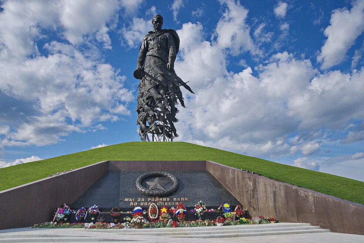 мемориал советскому солдату под ржевом. мемориал я убит подо ржевом. ржевский мемориал советскому солдату. мемориал советскому солдату под ржевом. ржевский мемориал отзывы.