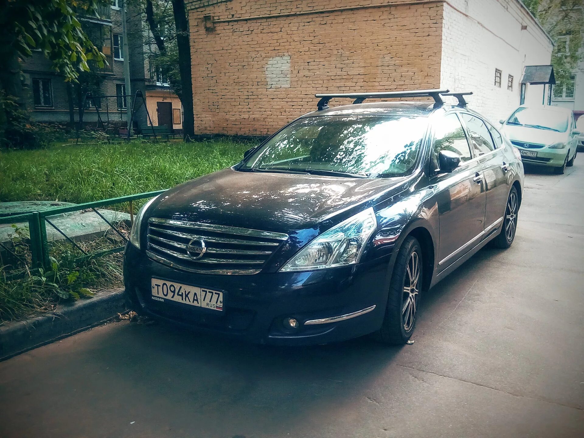 Nissan teana j31 автобокс. Багажник на крышу ниссан теана j32. Багажник на ниссан теана. Багажник ниссан теана j32. Багажник на ниссан теана.