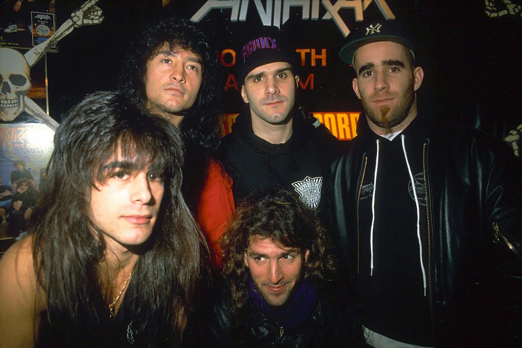 1990 год альбом. Anthrax 1990. Антракс группа 1990 — Persistence of time. Anthrax 1986. Album Anthrax 1990.