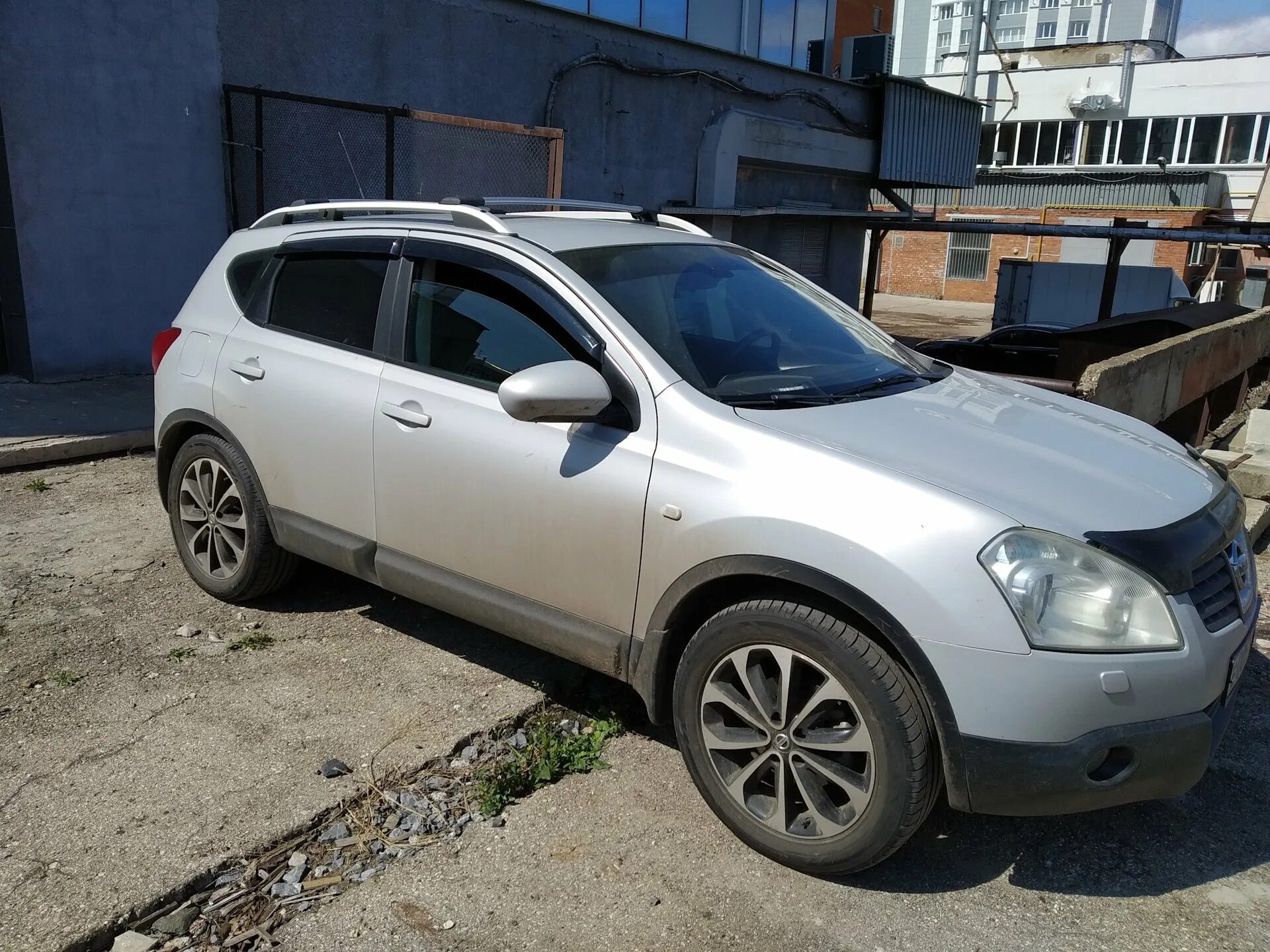 Рейлинги на кашкай j10. Nissan qashqai j10 рейлинги. рейлинги на ниссан кашкай j10. рейлинги на nissan qashqai 2008. ниссан кашкай j10 с рейлингами.