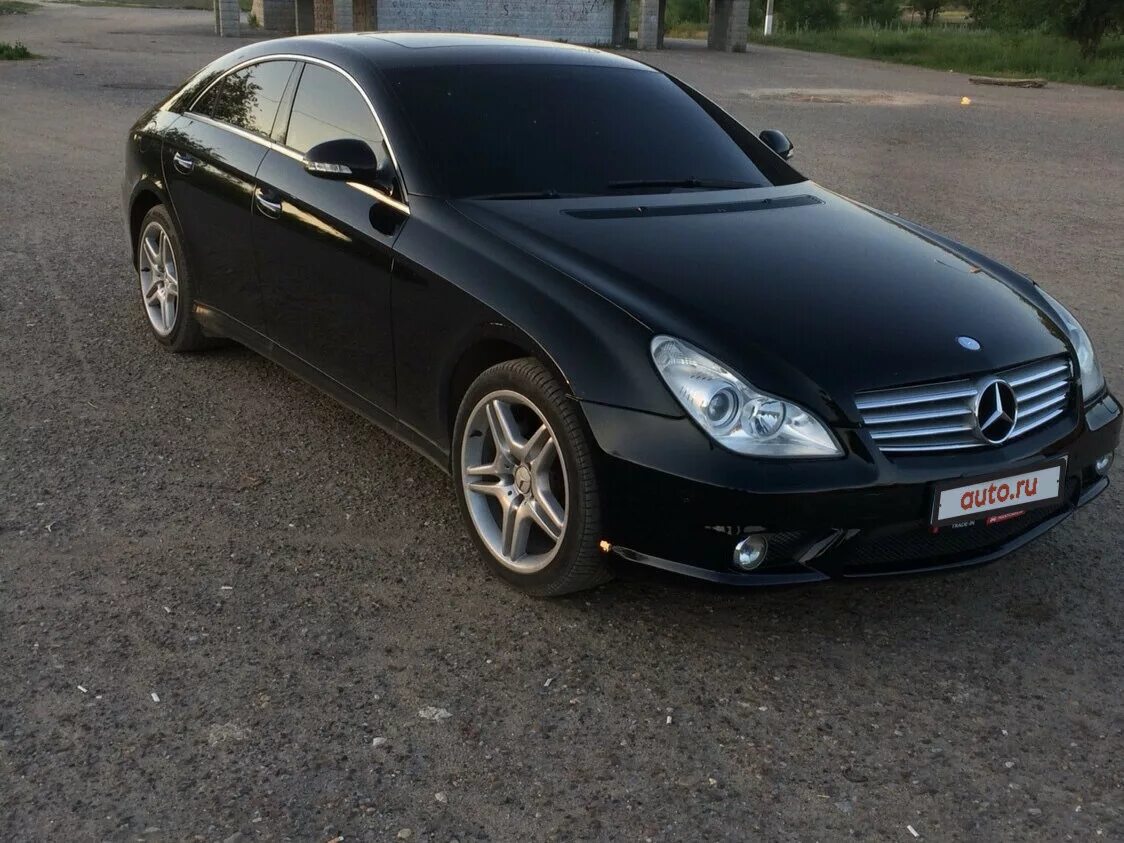 Mercedes 2005 годов. Mercedes Benz CLS 500 2005. Мерседес CLS 2005. Мерседес CLS 500 2005. Мерседес CLS 2005 черный.