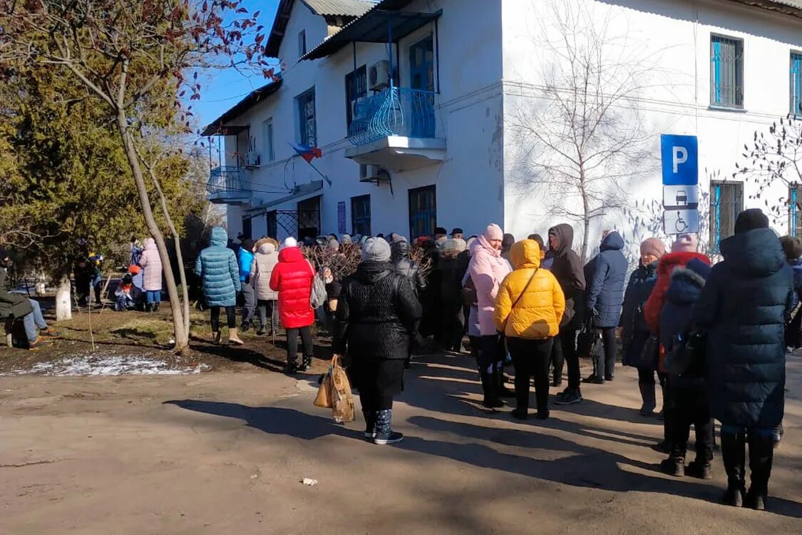 Первомайская днр новости. Соцзащита Донецк Ростовская область. Донецк Ростовская область сейчас. УСЗН Донецк Ростовская область 2023 Зыщук. Каменск ДНР.