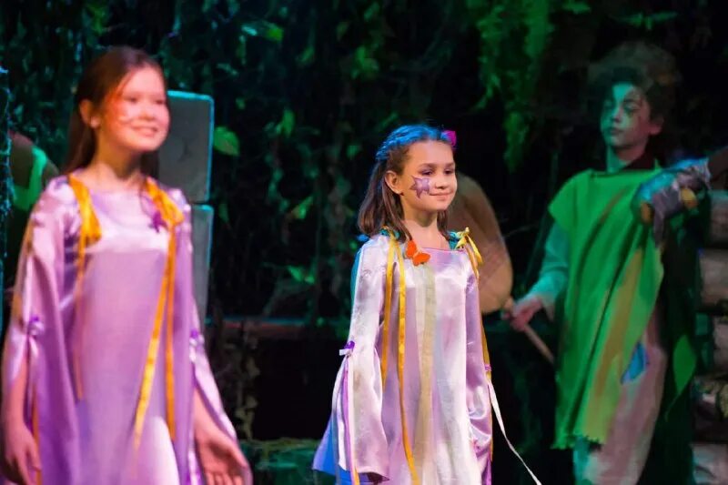 театр луны малая луна