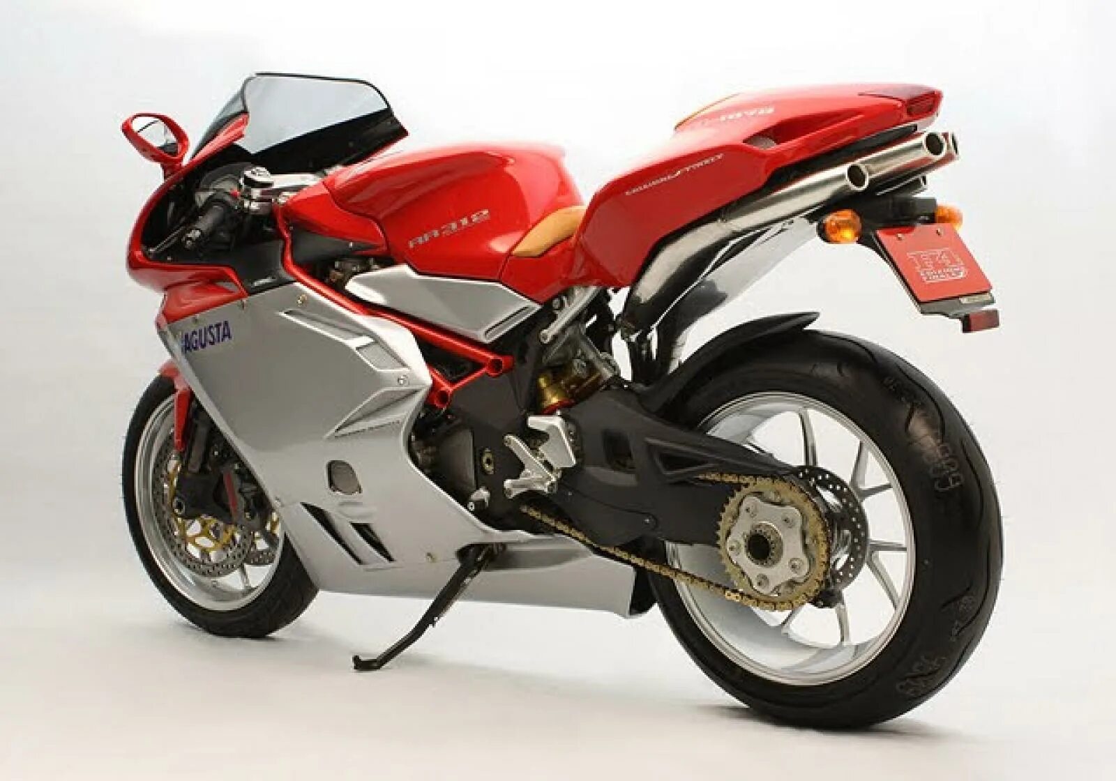 Купить мотоцикл сколько. Мотоцикл Agusta f4. MV Agusta f4 1078rr. Мотоциклы MV Agusta. 2010 MV Agusta f4 RR 312 1078.