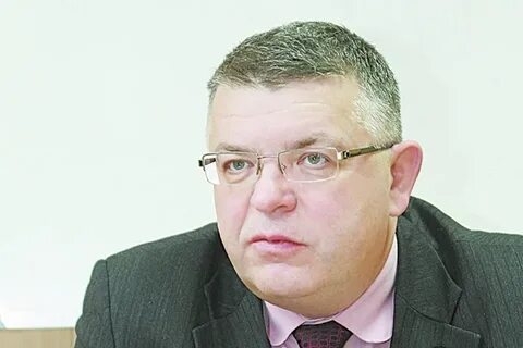 Главный врач красного креста