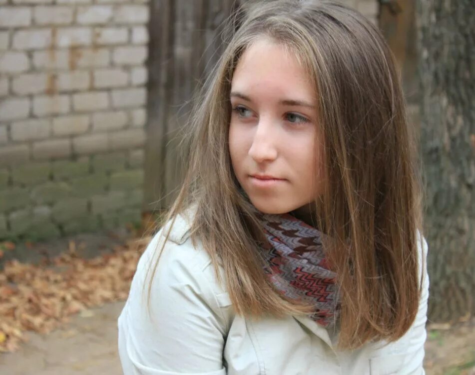 В каком городе девочка