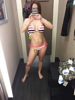 Bikini changing room - Photo #2.