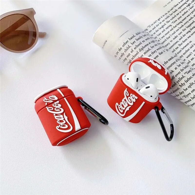 Кейс наушников аирподс 2. Чехол для airpods coca cola. чехол для airpods кока кола. чехол для airpods 2. чехол для наушников аирподс 2.