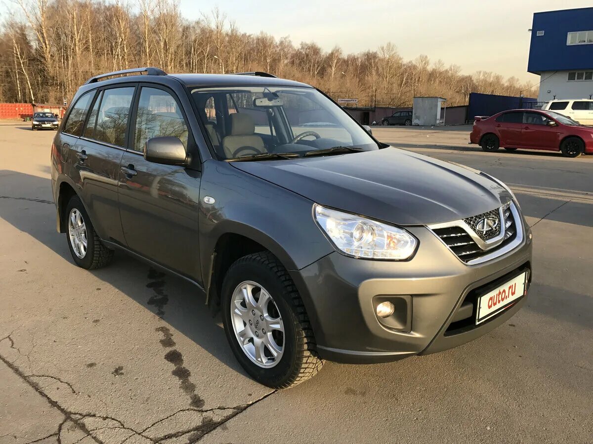 Чери тигго 2015 год. Chery Tiggo (t11) 1.8 MT. Чери Тигго 2015г. Чери Тигго т11 фл Рестайлинг. Чери Тиго 2015 фара.