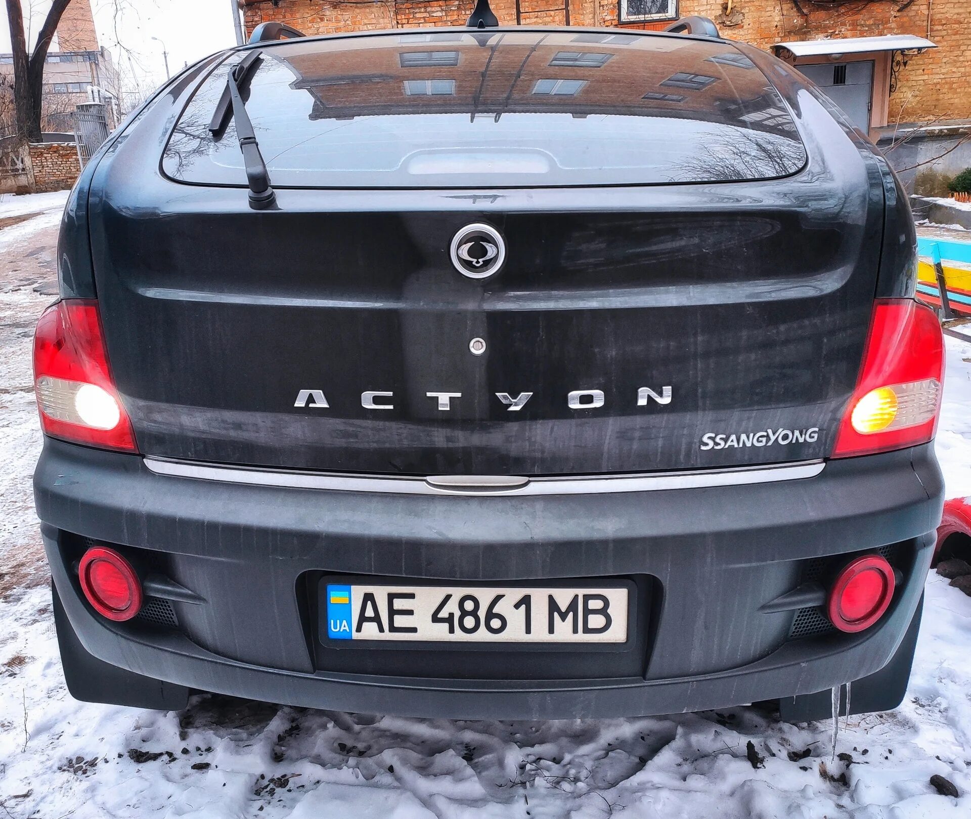 Саньенг актион лампочки. SSANGYONG Actyon лампа заднего хода. Лампочки заднего хода SSANGYON Action. SSANGYONG Actyon лампа подсветки номера. Лампа стоп задний ход SSANGYONG Actyon_Sport.