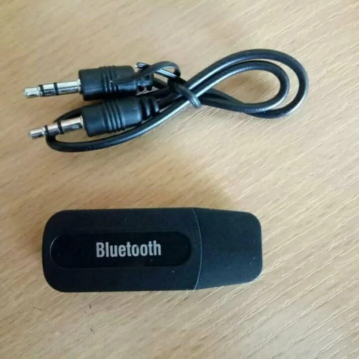 Блютуз аукс адаптер. Адаптер аукс Bluetooth для машины. Блютуз адаптер через aux. Блютуз модуль для магнитолы через aux. Блютуз для автомагнитолы aux