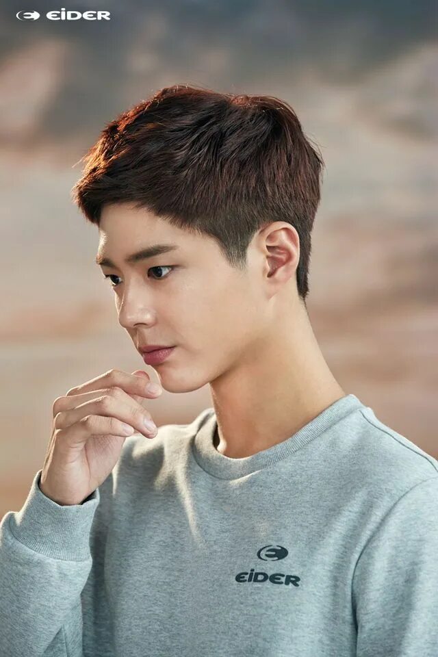 Корейские стрижки для парней. Haircut korean short мужская. Кореец айдол прическа. Корейские стрижки кпоп. Андеркат кореан.