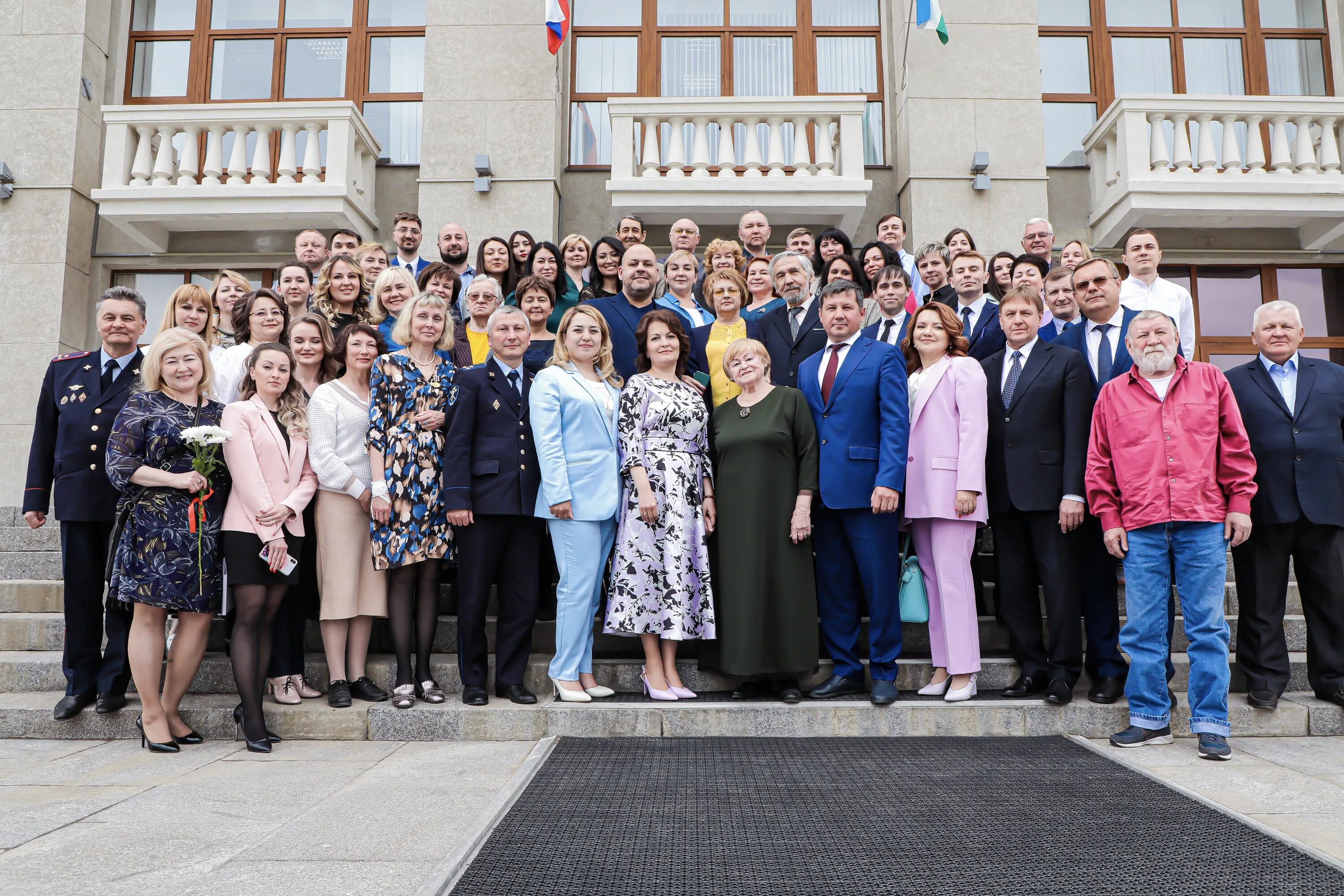 Министерство внешнеэкономических связей республики башкортостан. Зубаиров башкортостан минюст. Пушкина 95 уфа. Здание мвд по республике башкортостан. Министр юстиции башкортостана.