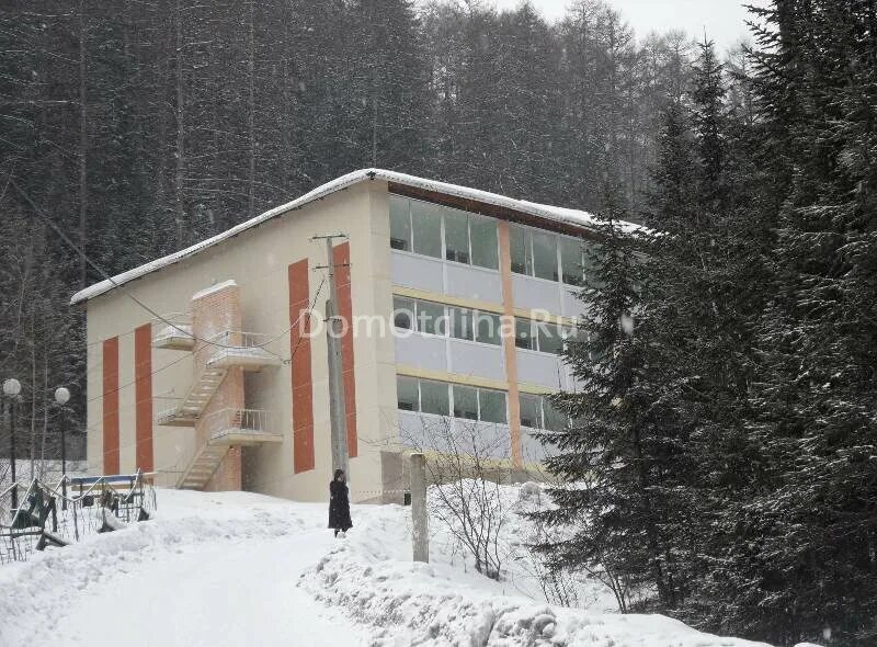 Тумнинский родник. Тумнин Хабаровский край санаторий. Тумнин санаторий горячий ключ. Санаторий горячий ключ Тумнин Хабаровский край. Санаторий горные ключи Хабаровский край.