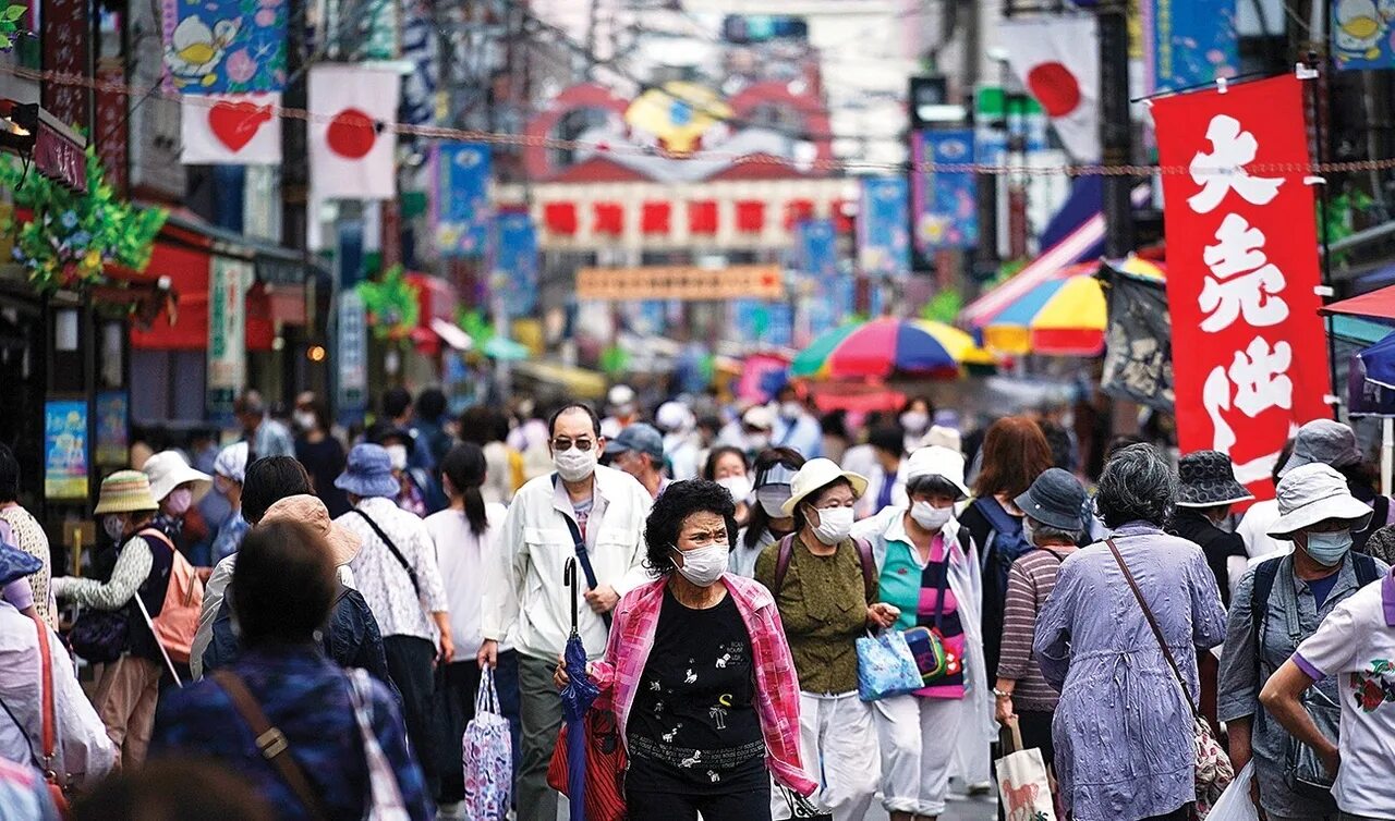 Япония сколько времени. Демография Японии. Население Японии 2023. Токио население. Японцы население.