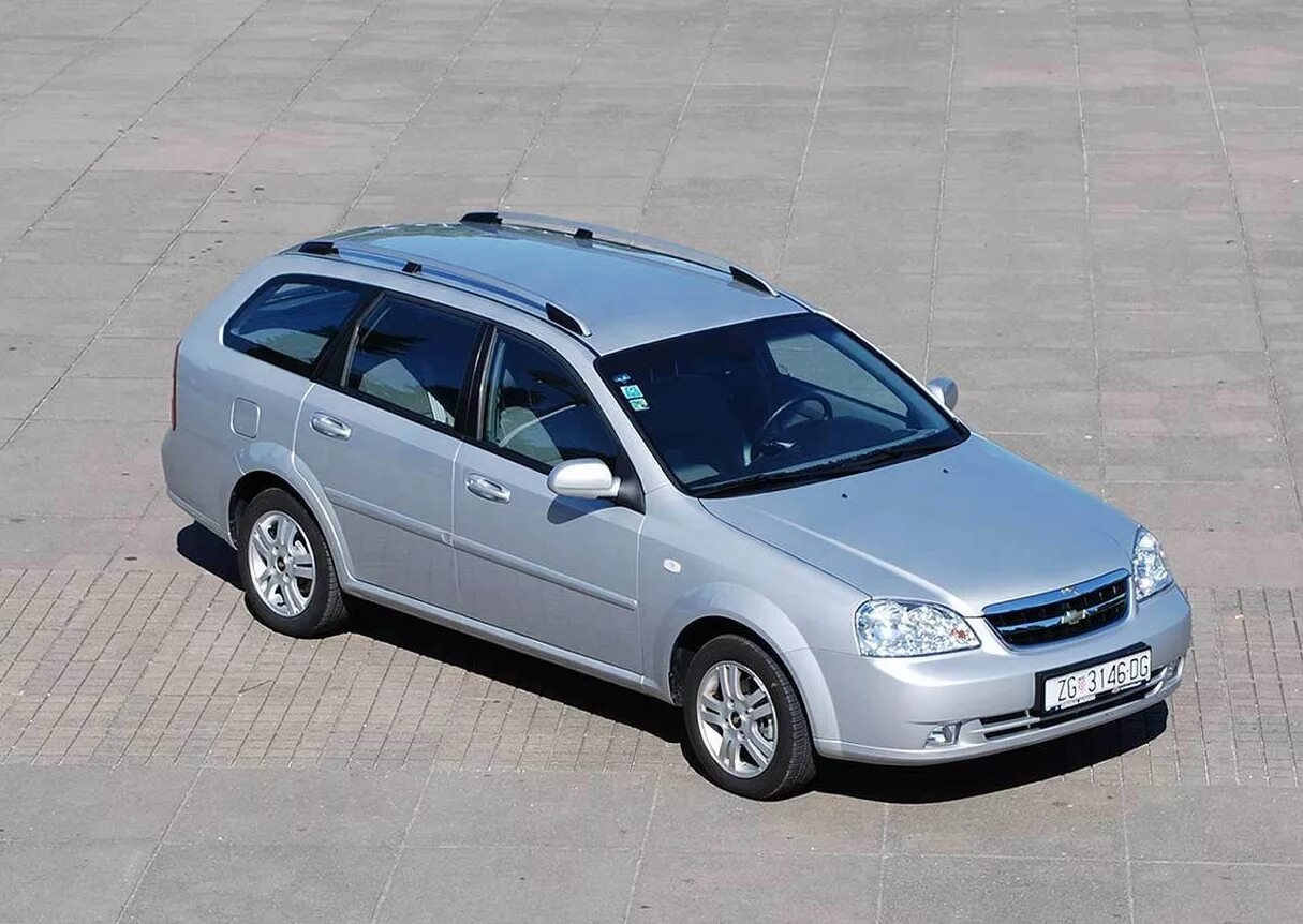 Автомобиль шевроле универсал. Chevrolet Lacetti универсал. Шевроле Лачетти универсал 1.6. Chevrolet Lacetti 1 универсал. Chevrolet Lacetti 2013 универсал.