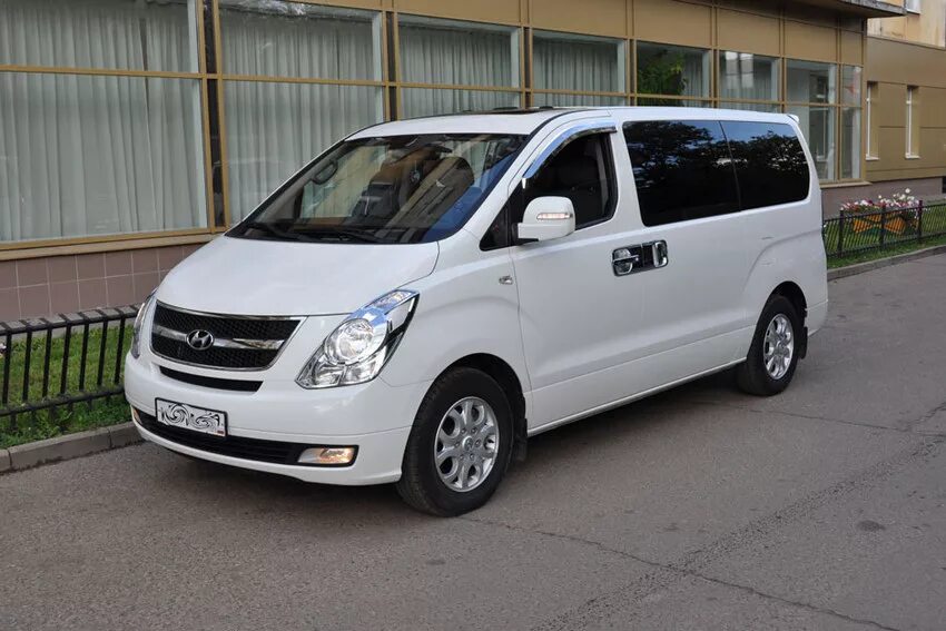 автомобили на 12 мест. автомобили на 12 мест. Kia carnival 2022. 2012 nissan nv passenger. Hyundai starex 2022 interior.