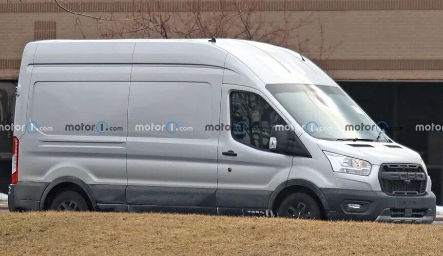 Ford Transit Trail. Ford Transit Trail 2023. 2023 Ford Transit Trail™ van. Ford Transit Trail r16.