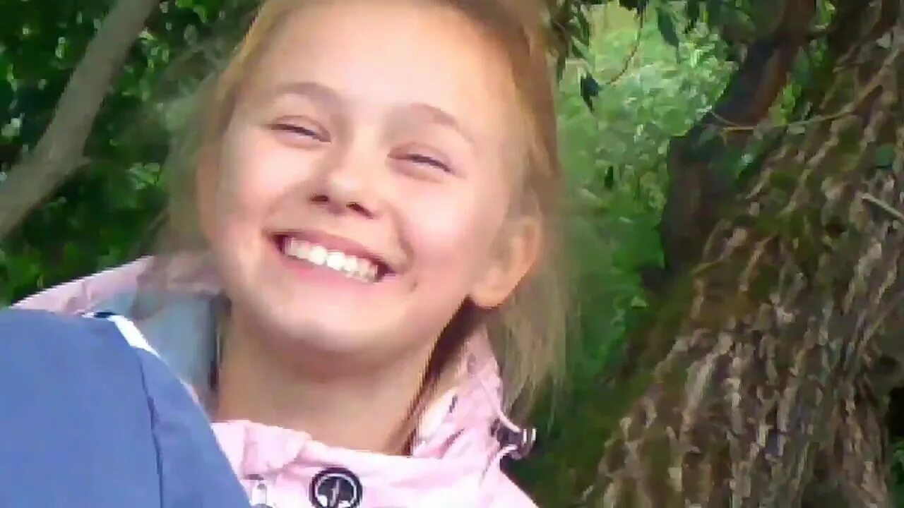 Пропал ребенок даша попова. Пропала даша. Дарья фисун модель. Закрытая школа смерть даши. Куда пропала даша.