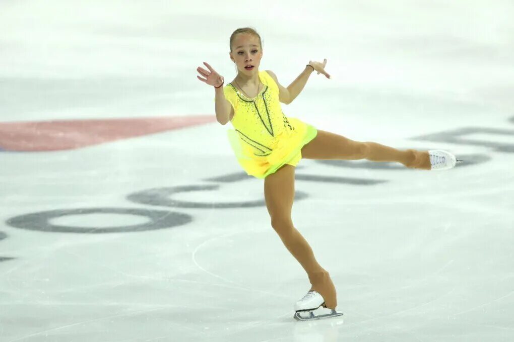 Скк дворец спорта афиша самара. Гран при россии 2023 по фигурному катанию женщины. Гран-при по фигурному катанию. Marin honda figure skater photos. Волжский пируэт.
