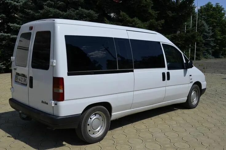 Фиат скудо 2. Фиат скудо 1. Фиат скудо 1. Fiat 2002 минивэн. Фиат скудо 1 поколение.