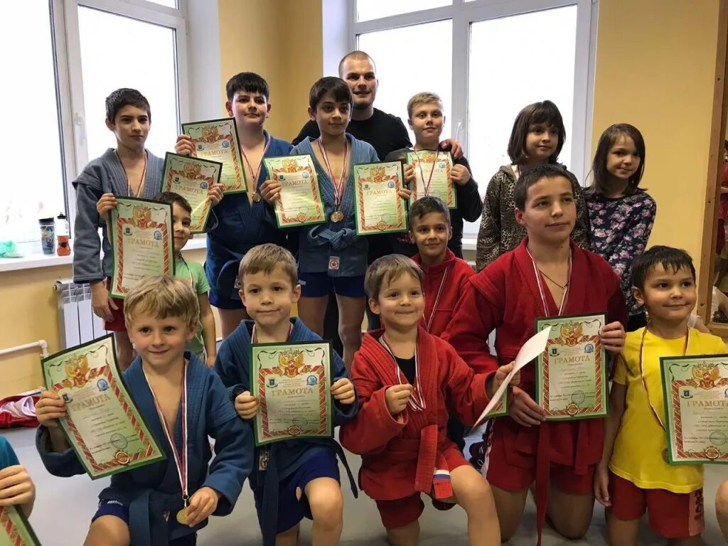 Самбо митино. Секция боевых искусств для взрослых. Ольга вицина самбистка. Самбо владивосток женщины. Школа самбо и дзюдо.