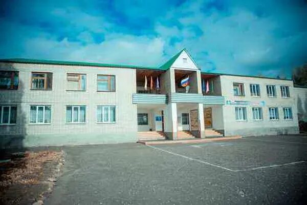 Кирсанов тамбовская область школа номер 1. Школа 1 кирсанов тамбовская область. Сайт школы номер 1 город кирсанов. Школа 1 кирсанов. Кирсанов школа 3.