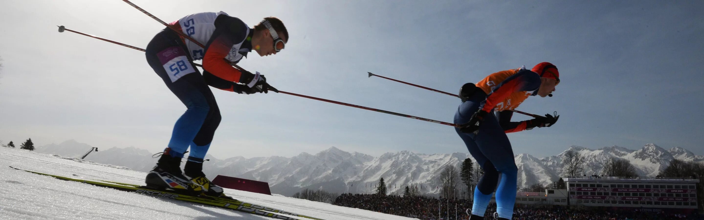 Skiing track. Трасса лыжные гонки спуск. Лыжник на трассе. Тяга лыжника.