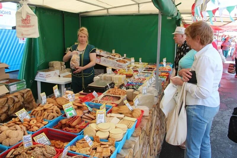 Ярмарка на куликовом поле 2020. Реклама в г оренбурге ярмарка. Где проходит ярмарка. Ярмарка. Губернская ярмарка.