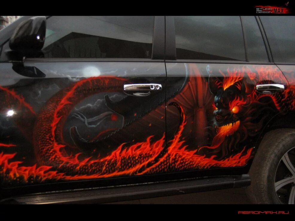 красный дракон магазин автозапчастей. виниловые наклейки на авто в японском стиле. красный дракон автомобиль. аэрография. авто.