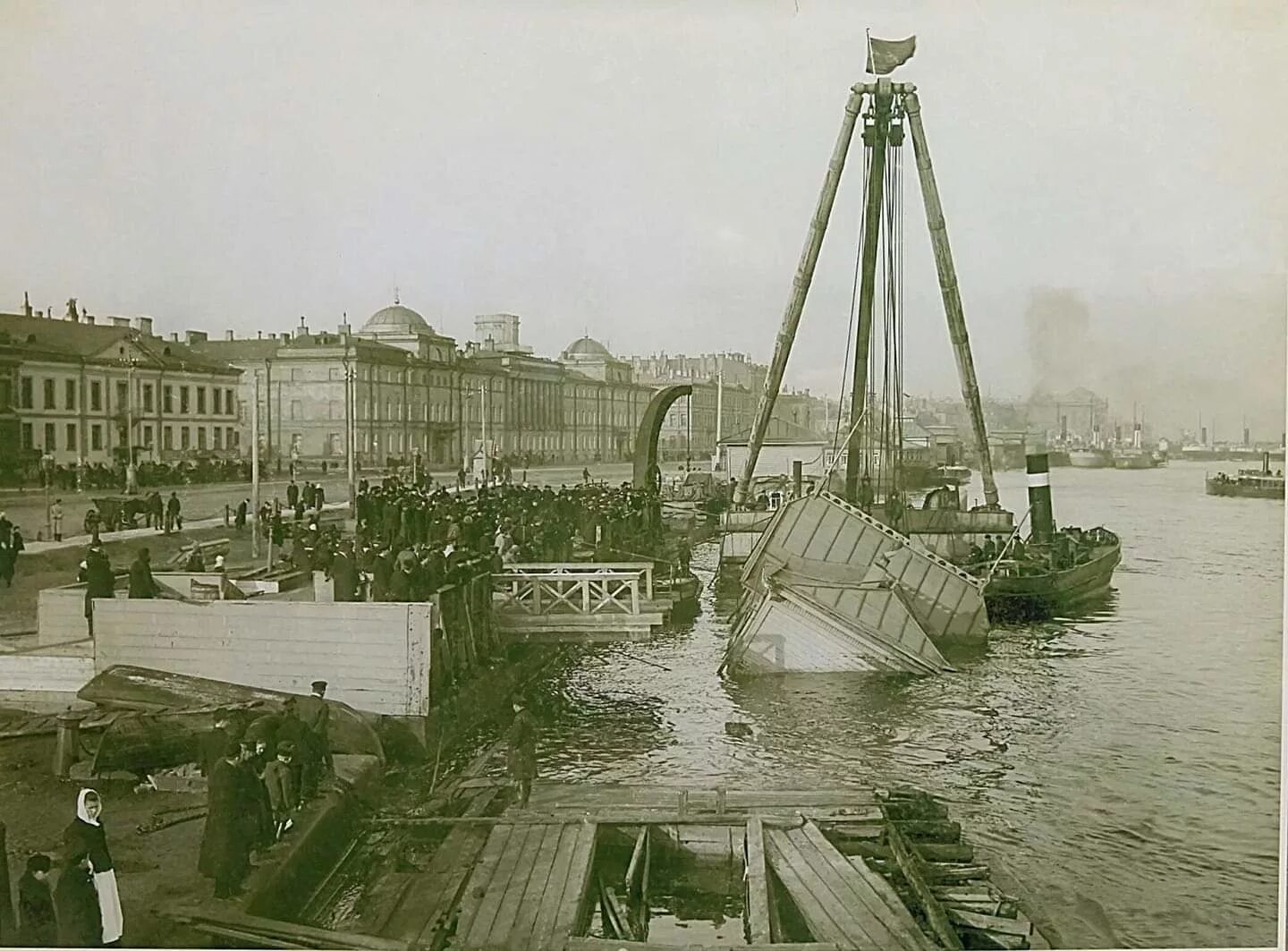 Петербург начало 19 века. Николаевская набережная Санкт Петербурга 19 век. Набережная лейтенанта Шмидта 19. Набережная лейтенанта Шмидта 19 век. Николаевский порт 19 век.