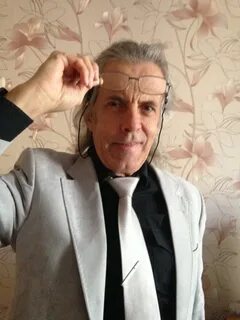 Человек 67 лет