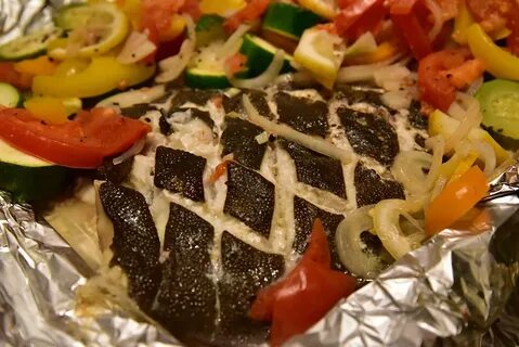 Рецепт камбалы в духовке с овощами