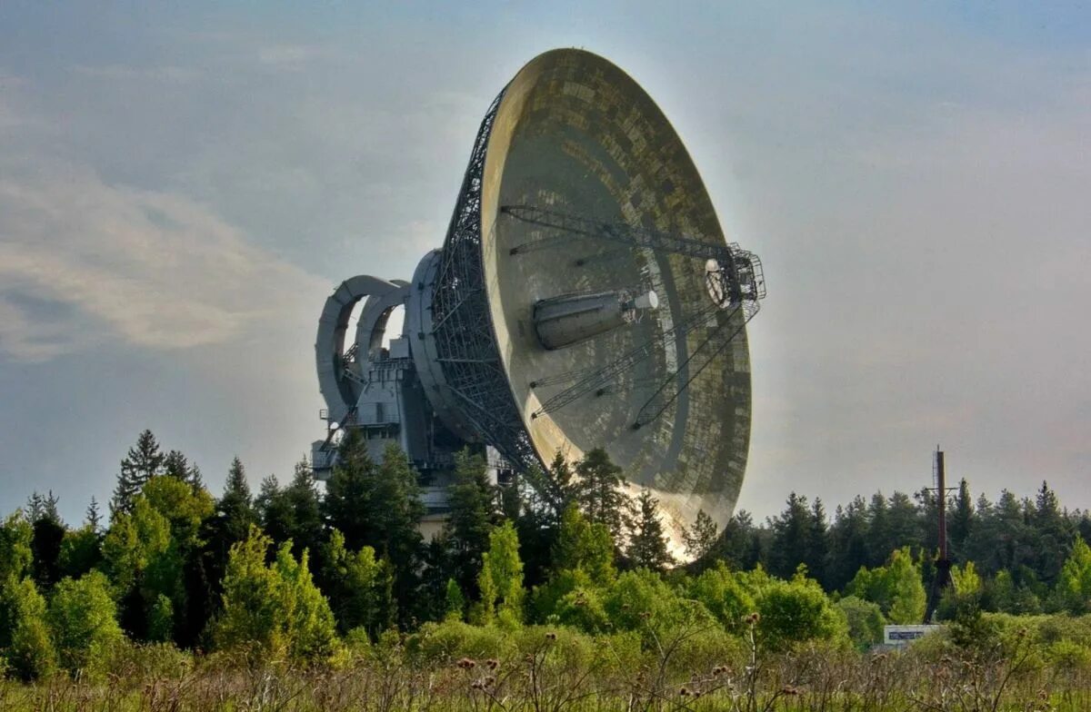 См локатор. Экскурсия радиоастрономическая обсерватория калязин. Лира а-10 радиолокатор. Система радиотелескопов vla в нью-мексико сша. См локатор.