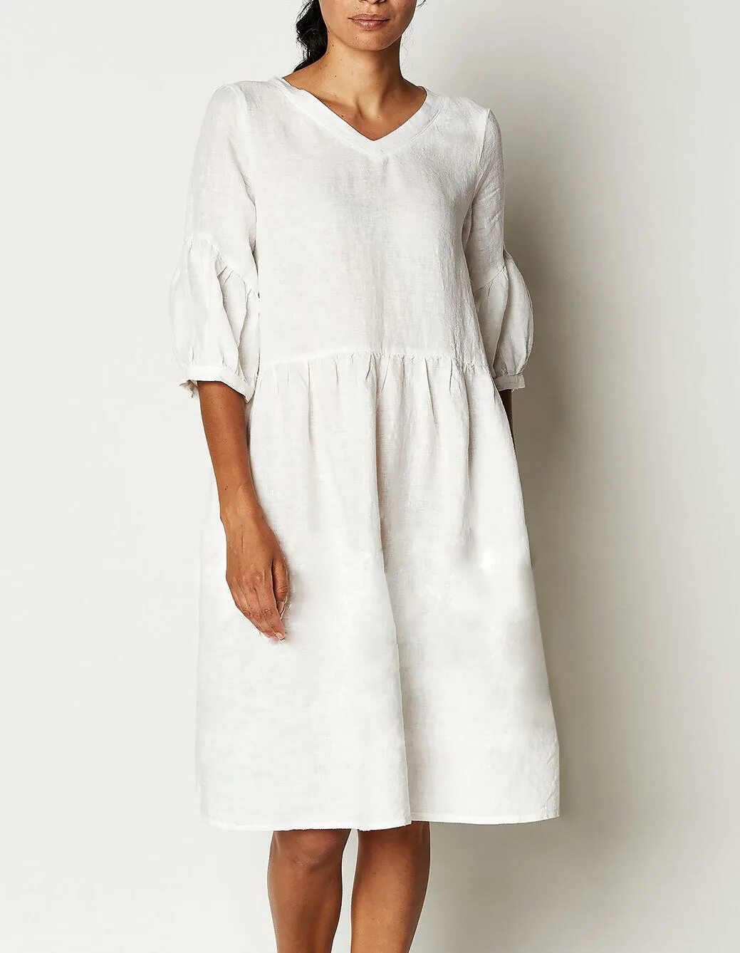 Платье лен белый. Платье из умягченного льна. Одежда из натурального льна. Платье из натурального льна. Платье лен белое.