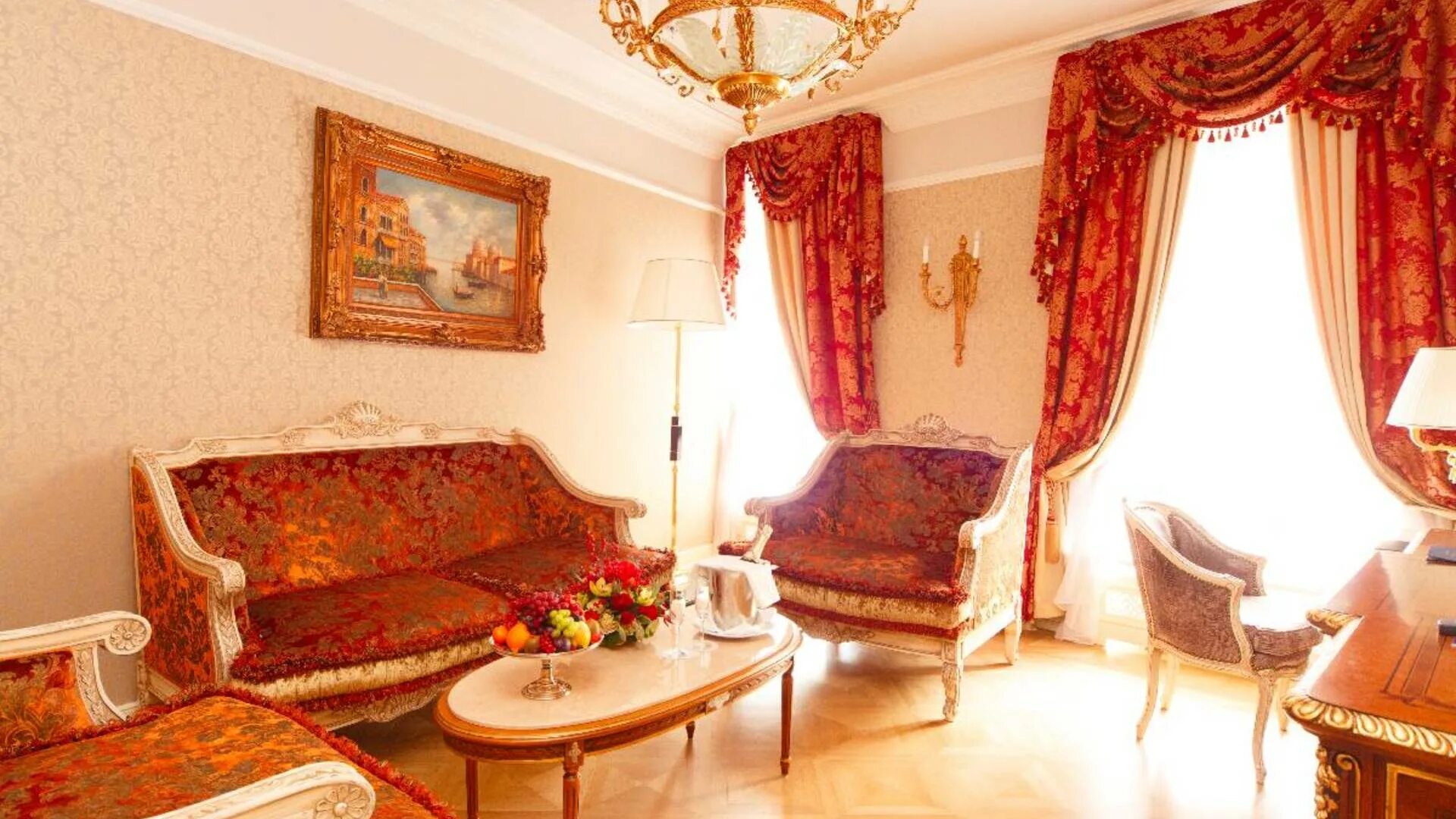 Талеон гостиница питер. Талион империал отель санкт-петербург номер люкс. Гранд отель эмеральд санкт-петербург фото. Гостиница «достоевский» (владимирский проспект, 19. Номер люкс санкт петербург.