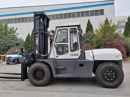 Автопогрузчик teu fd15t. Автопогрузчик teu. Вилочный погрузчик teu. Teu fd30t. Автопогрузчик teu.