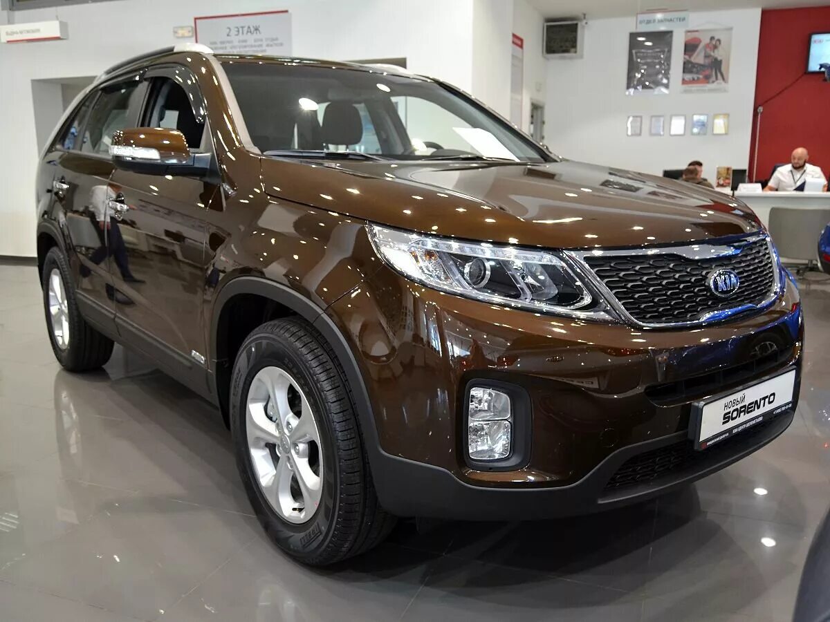 Купить киа соренто новый у официального. Kia Sorento 4. Новый Киа Соренто. Киа Соренто 2014 коричневый. Kia Sorento 2022 Brown.