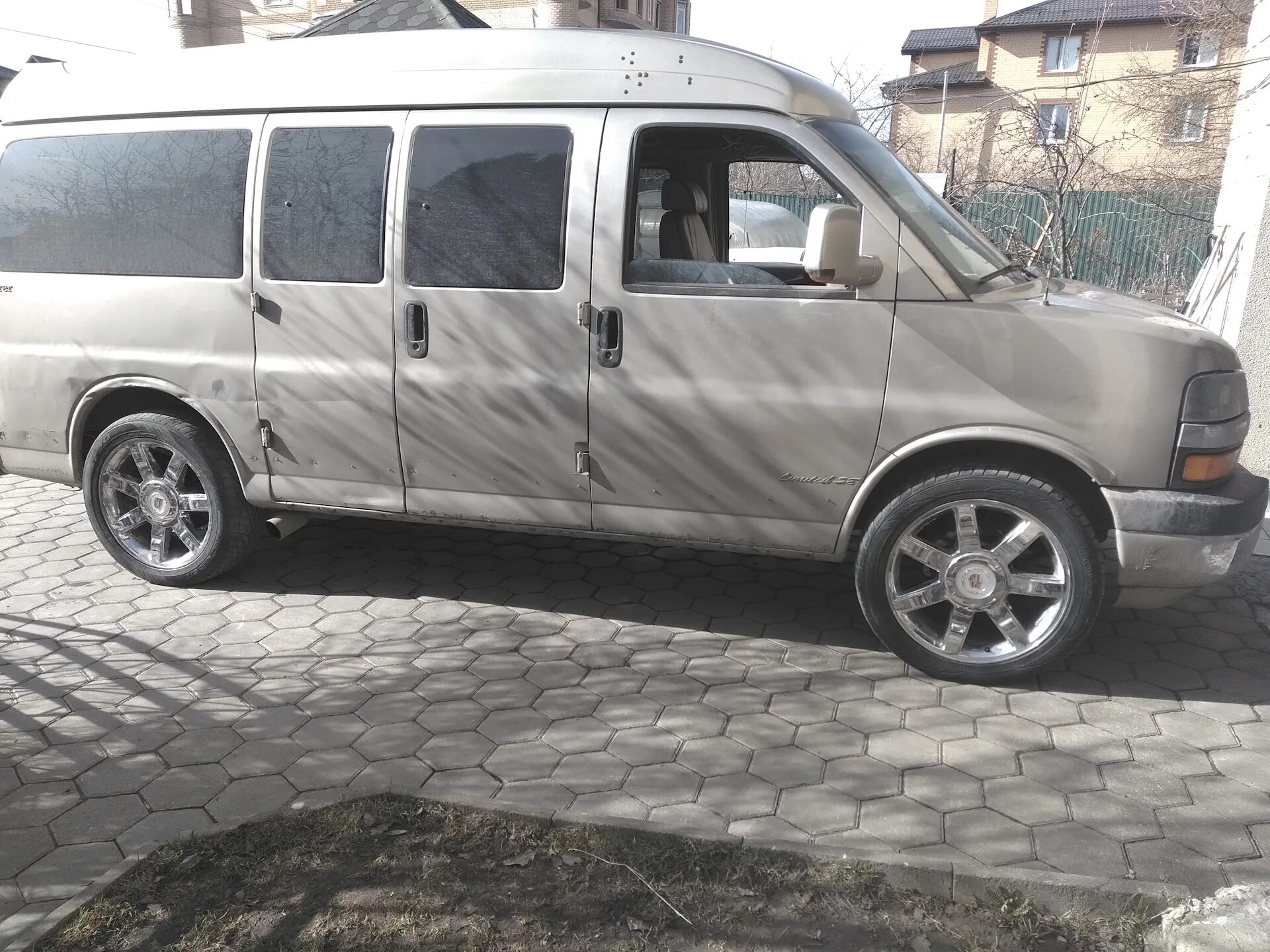 Колесный диск zumbo wheels f5674 8. Диски express. Mak load 5 3 gloss black. 5x20/5x120 d82 et32 satin platinum. Диски express.