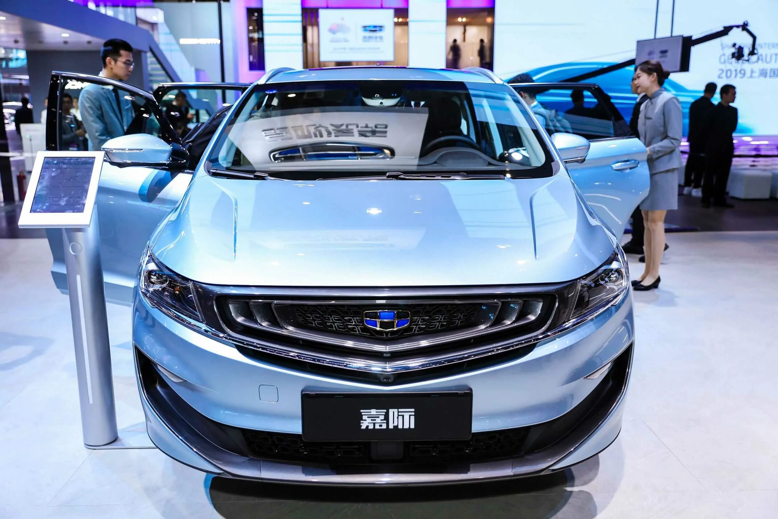 Geely Emgrand 2019. Geely Tugella. Новый китайский автомобиль Джили. Китайская машина Geely Tugela. Эмгранд купить новый у официального дилера