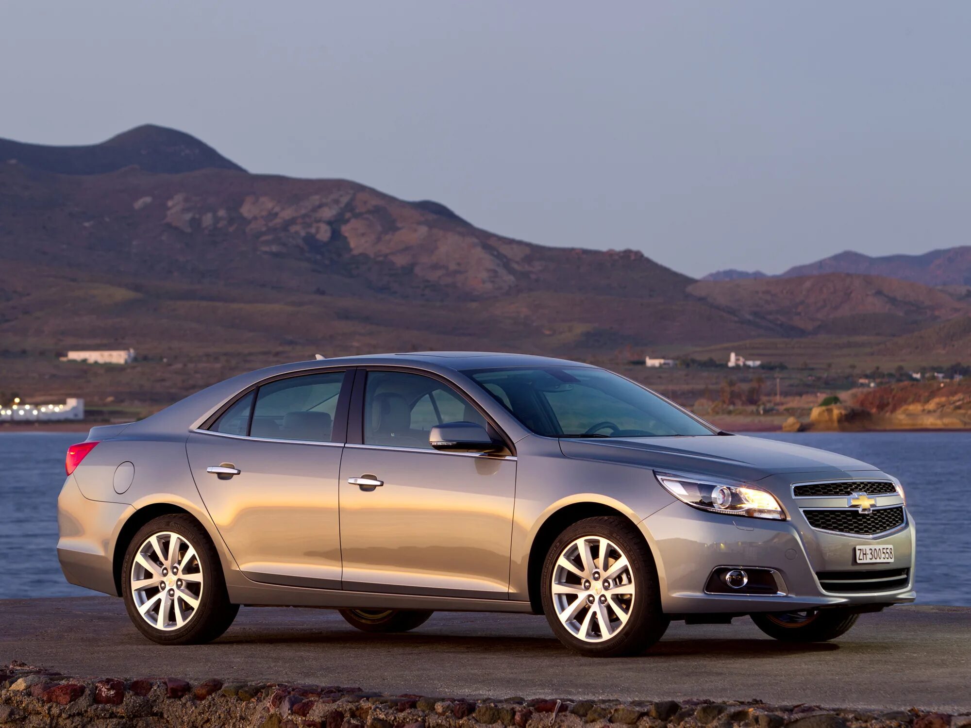 Шевроле малибу поколения. Chevrolet Malibu 2012. Chevrolet Malibu 2013. Chevrolet Malibu 1. Chevrolet Malibu 5.