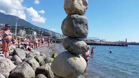 Отдыхающая в ялте