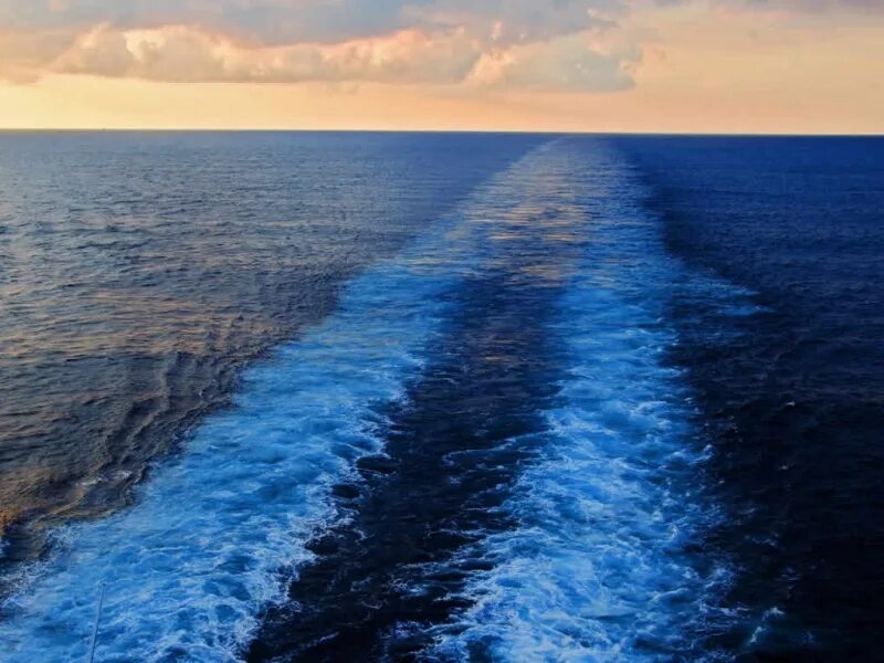Слушать 2 океана. Самое мелкое море мирового океана. Конец океана. Два океана соединяются. Два океана красиво очень.