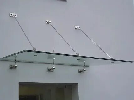 Козырек из стекла над входом