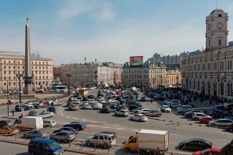 Экскурсии от площади восстания