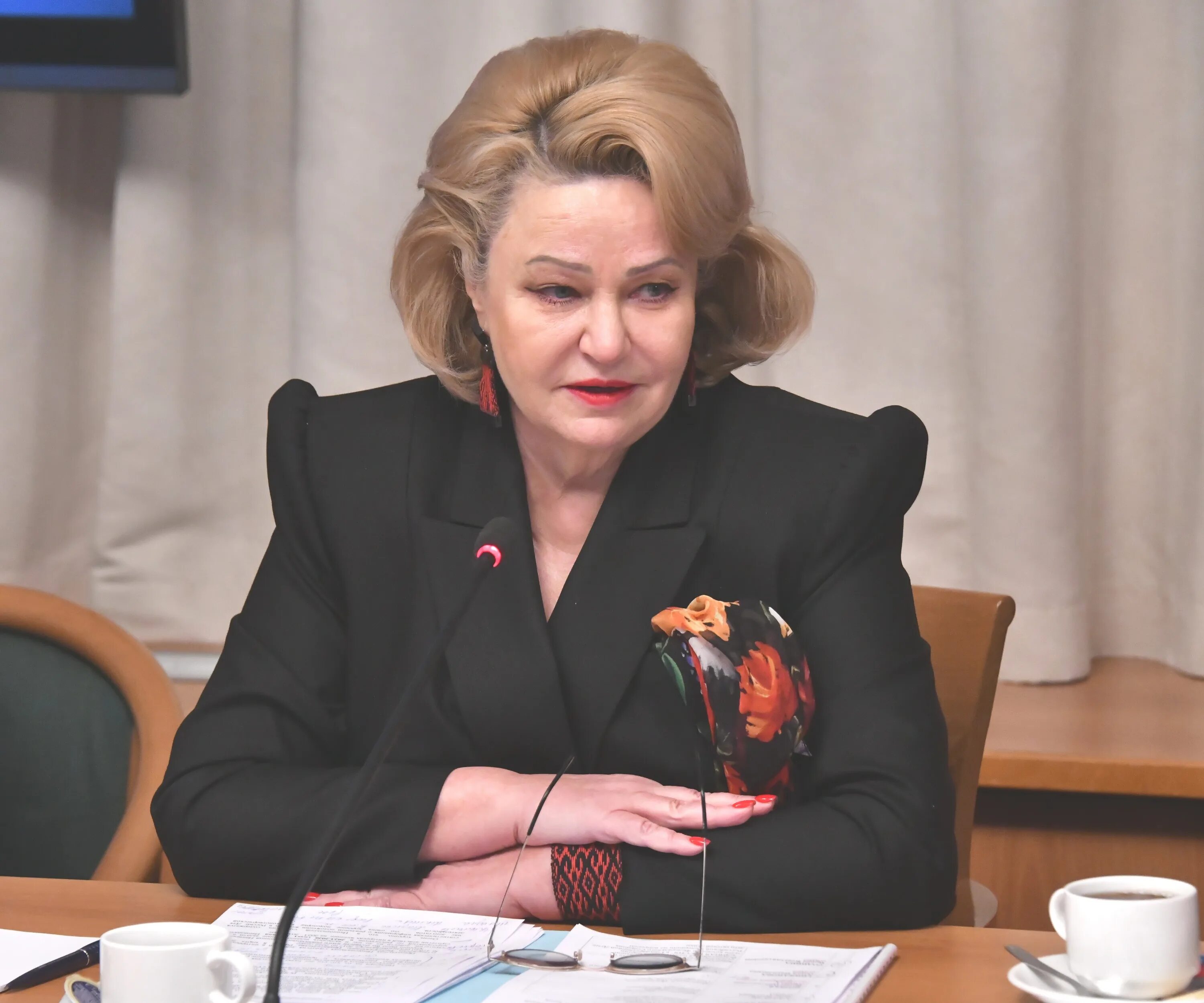 заседание департамент по проблемам семьи, женщин и детей. комитет госдумы по семье. комитета госдумы по вопросам семьи женщин и детей это прежде всего. останина депутат госдумы. комитет по вопросам семьи, женщин и детей.