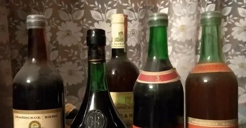 Бутылка вина с крышкой