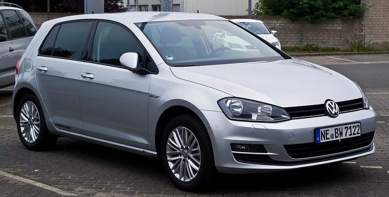 Volkswagen Golf TSI 1.4. Volkswagen Golf TSI 2014. Volkswagen e-Golf 2021. Volkswagen Golf 7 BLUEMOTION.