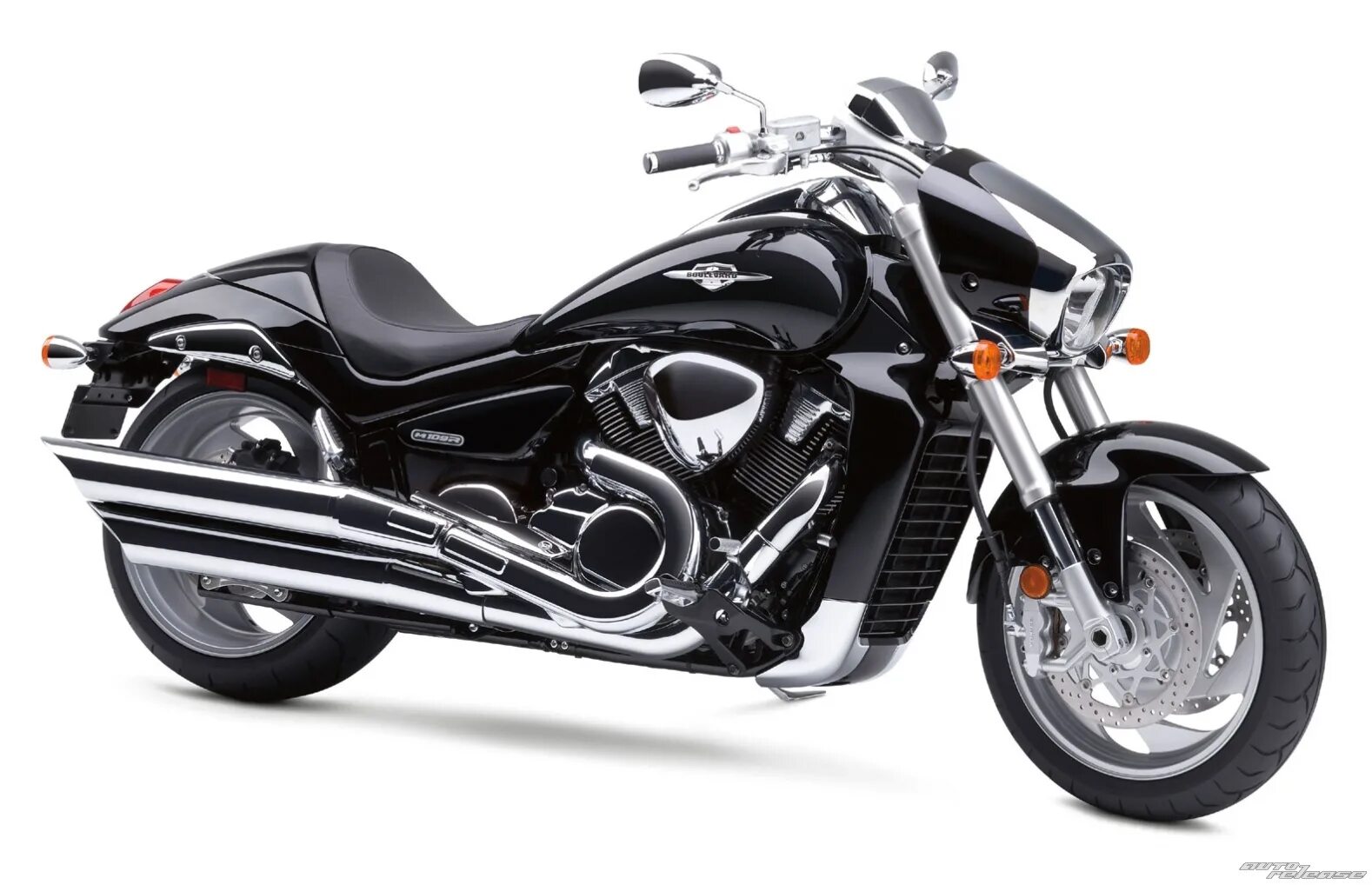 Булевард мотоцикл. Suzuki Boulevard m109r. Suzuki Boulevard m109. Судзуки булевард 109. Suzuki Boulevard 400.