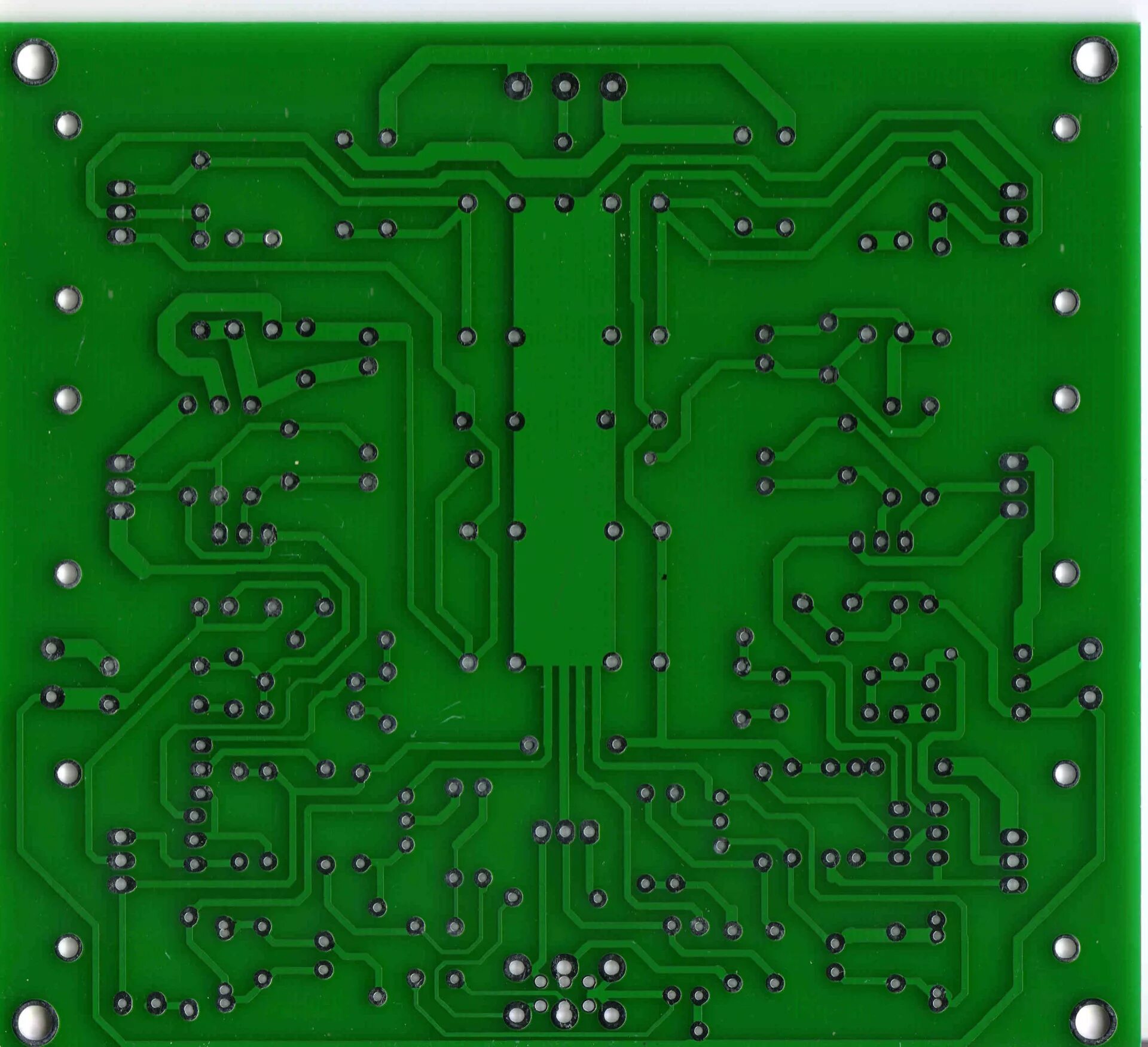 Частотный преобразователь на 400 гц. Tda1085 pcb. Печатные платы управления. Печатная плата. Бдм для печатных плат.